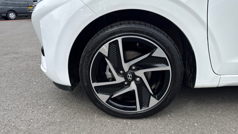 Hyundai i10 1.0 MPi Premium 5dr Petrol Hatchback